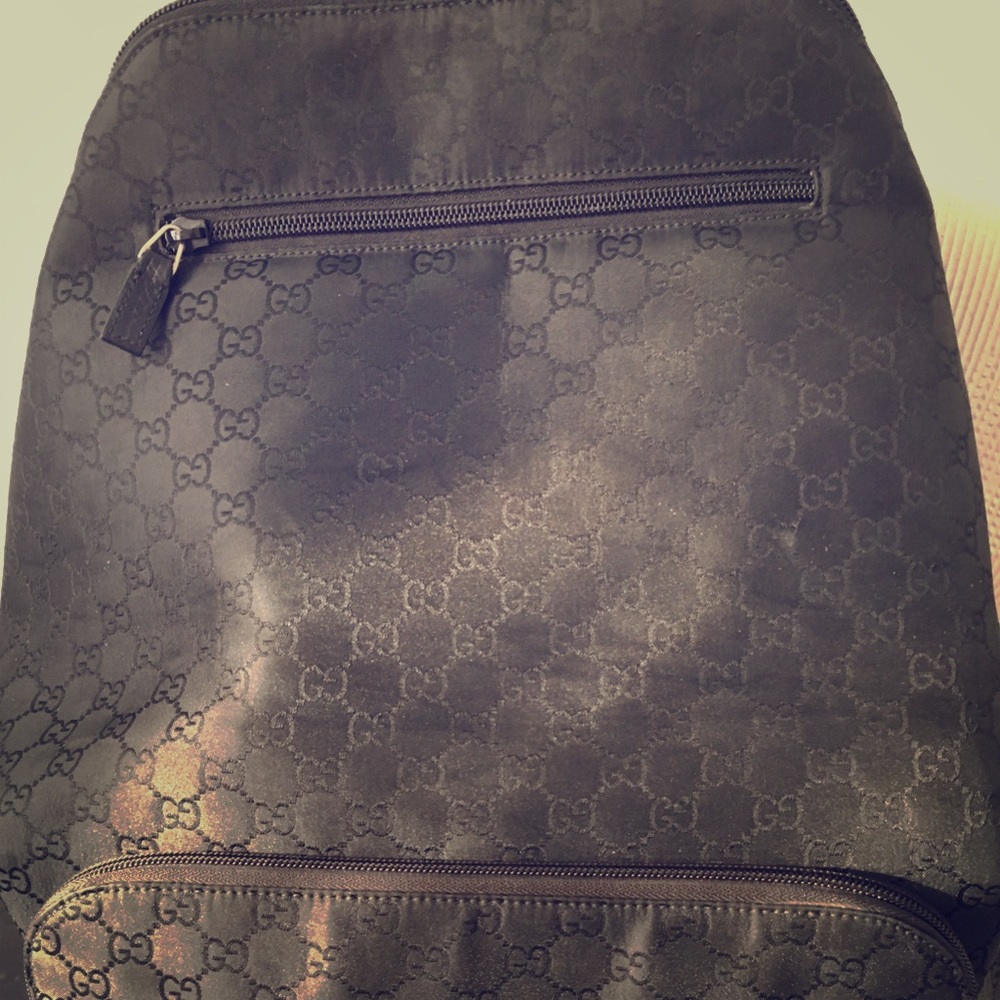 100% authentic Gucci logo print backpack